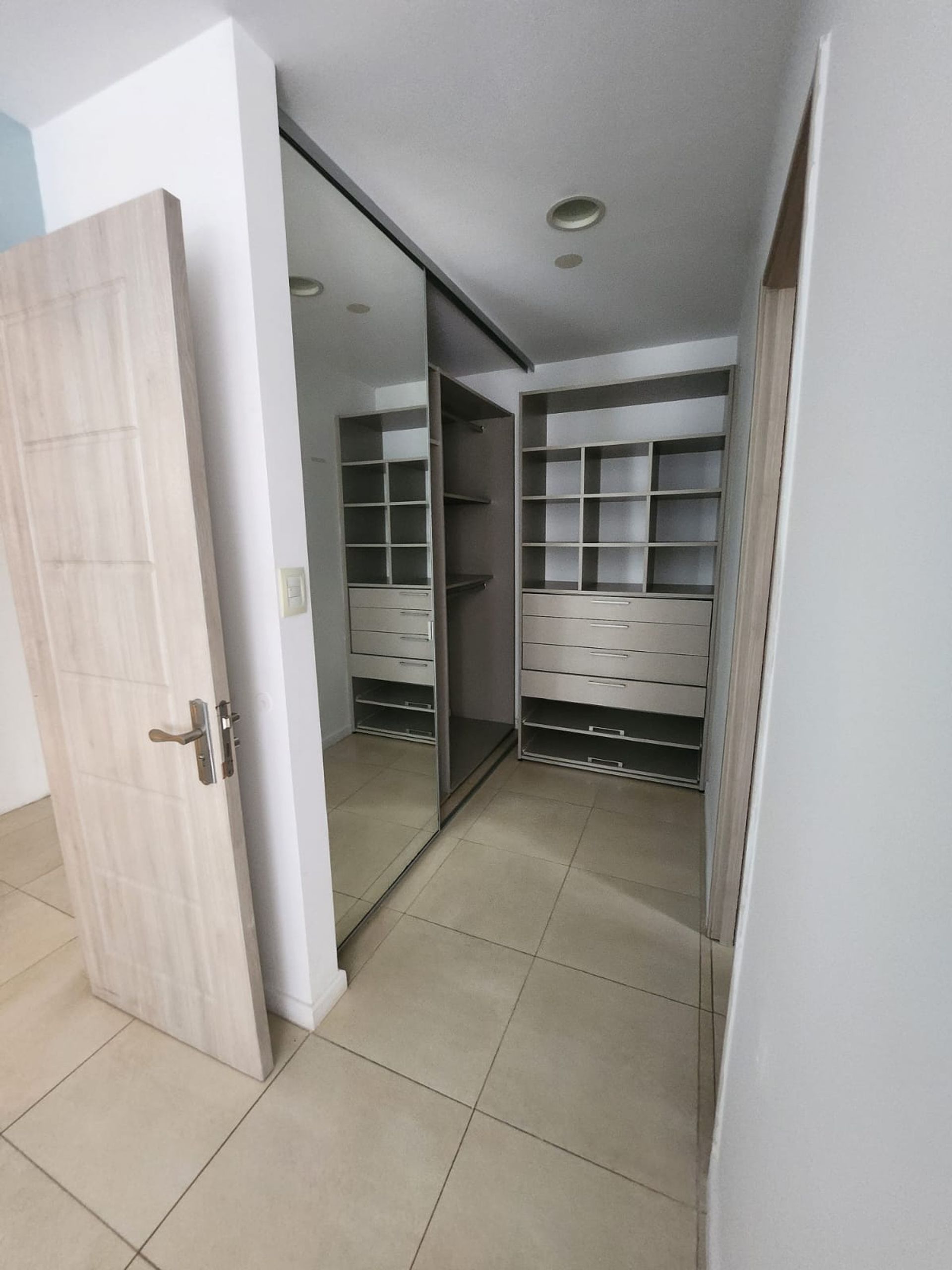 Venta Depto Vista Bahia Nordelta, Wyndham