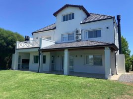 Casa en Venta, Barrio Cerrado San Isidro Labrador