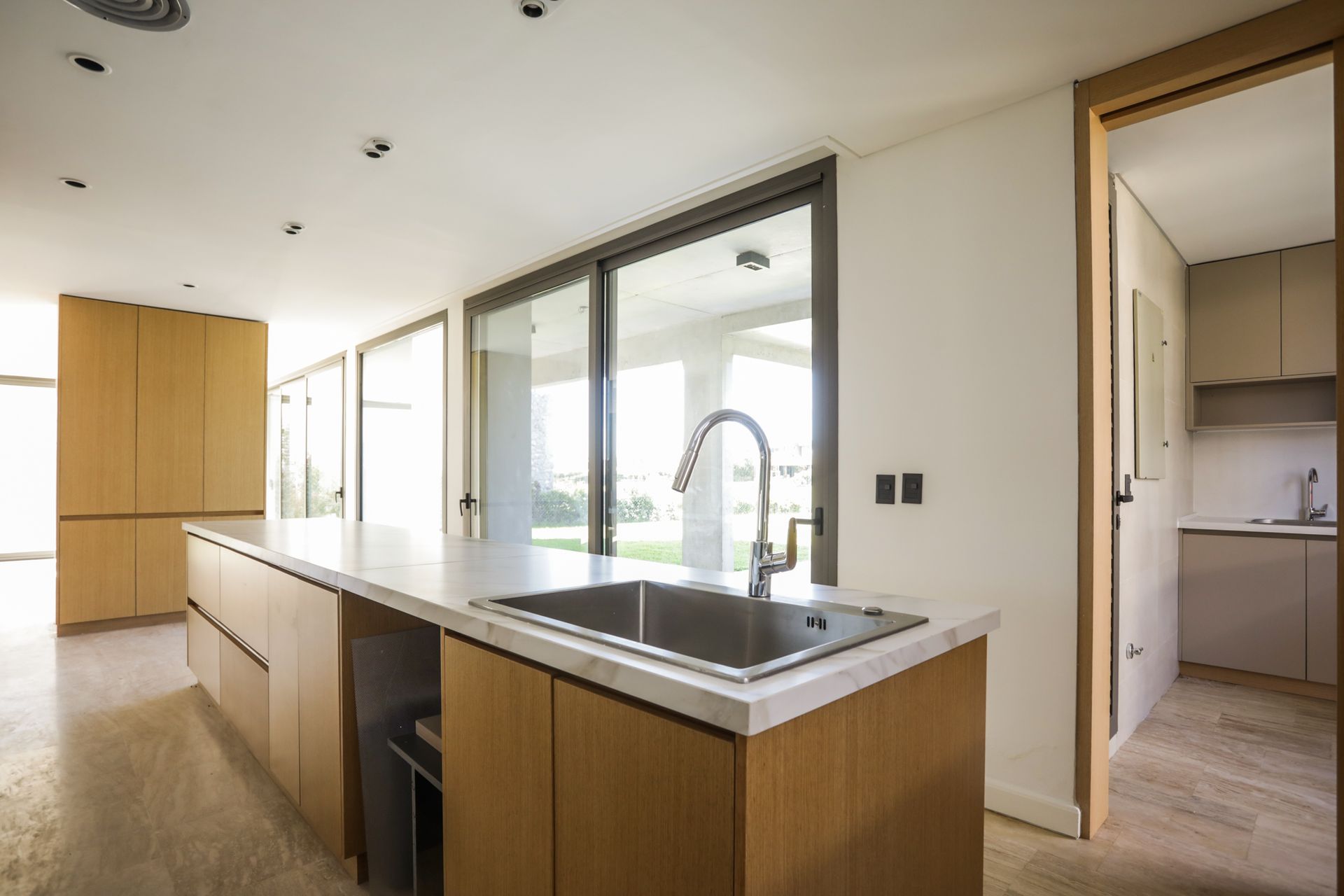 Casa En Venta En Barrio Virazón A Estrenar