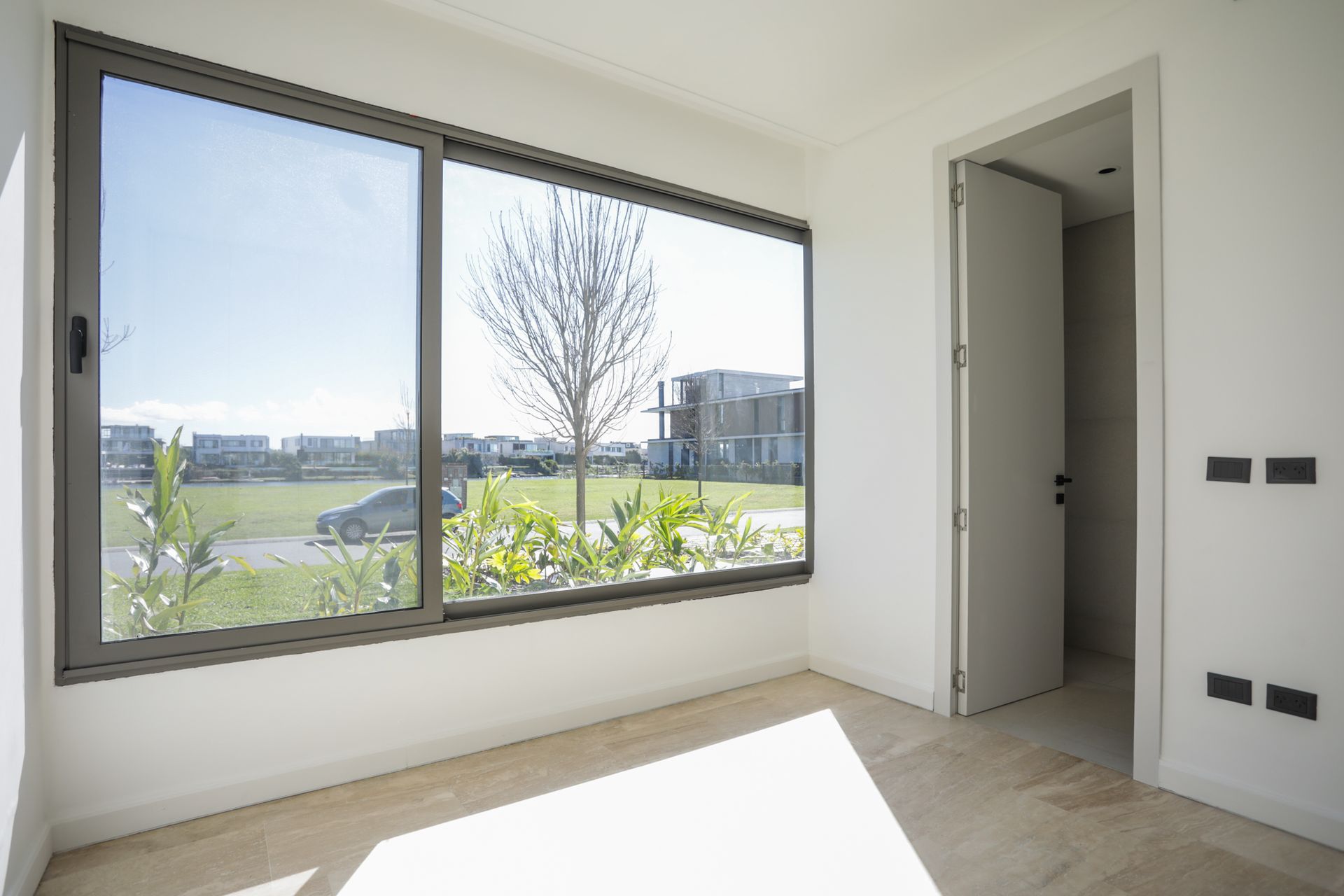 Casa En Venta En Barrio Virazón A Estrenar