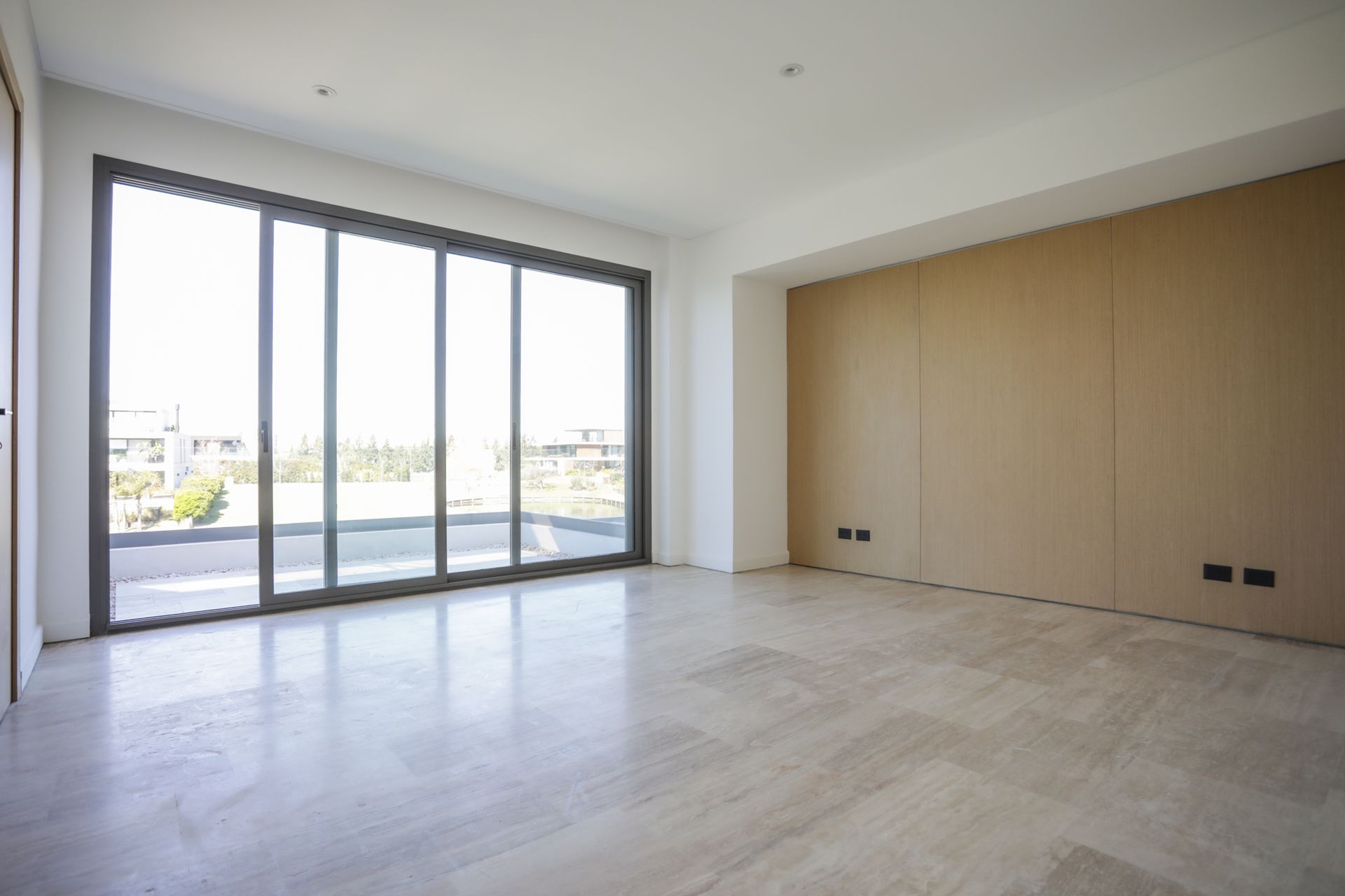 Casa En Venta En Barrio Virazón A Estrenar