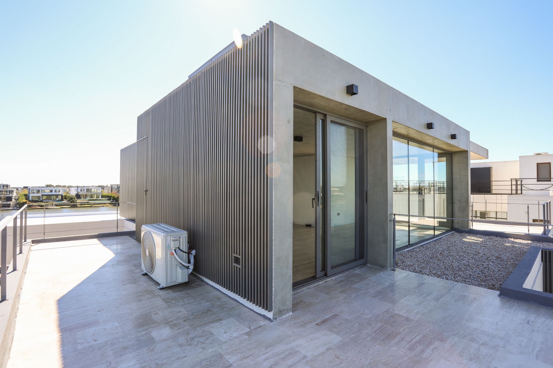 Casa En Venta En Barrio Virazón A Estrenar