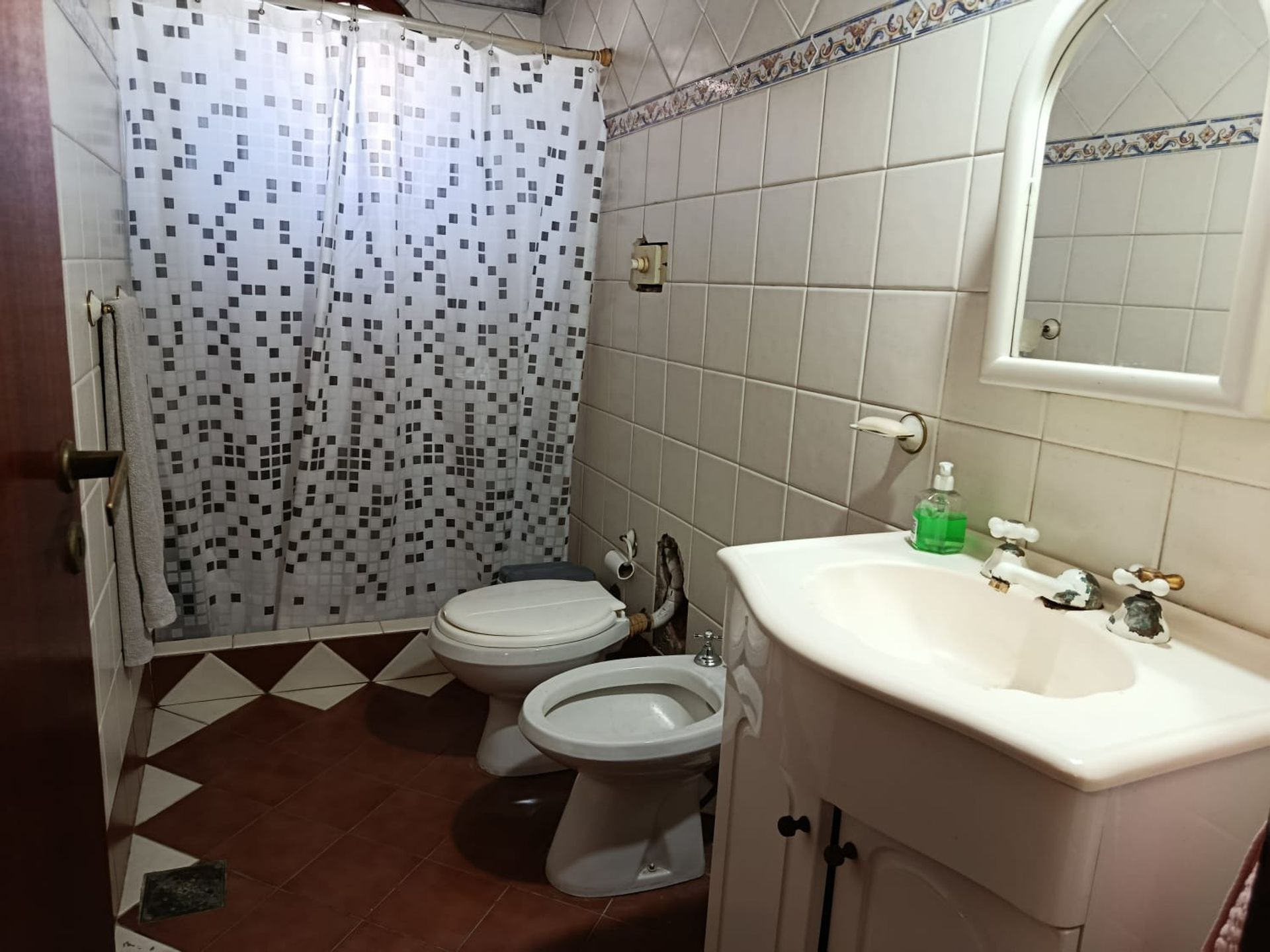 Casa 4 Amb. En Venta En San Fernando Con Pileta
