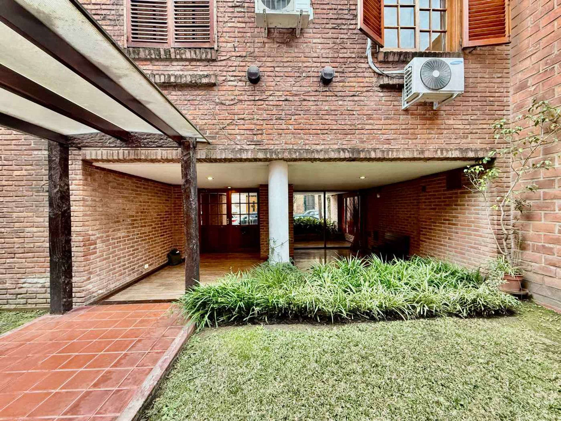 Venta Departamento 3 Ambientes En San Isidro