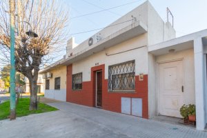 Front-facing 5-room apartment in Munro