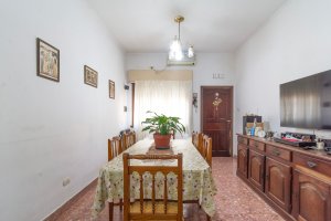 Front-facing 5-room apartment in Munro