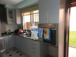 Sale House 5 Rooms in Olivos with Garden