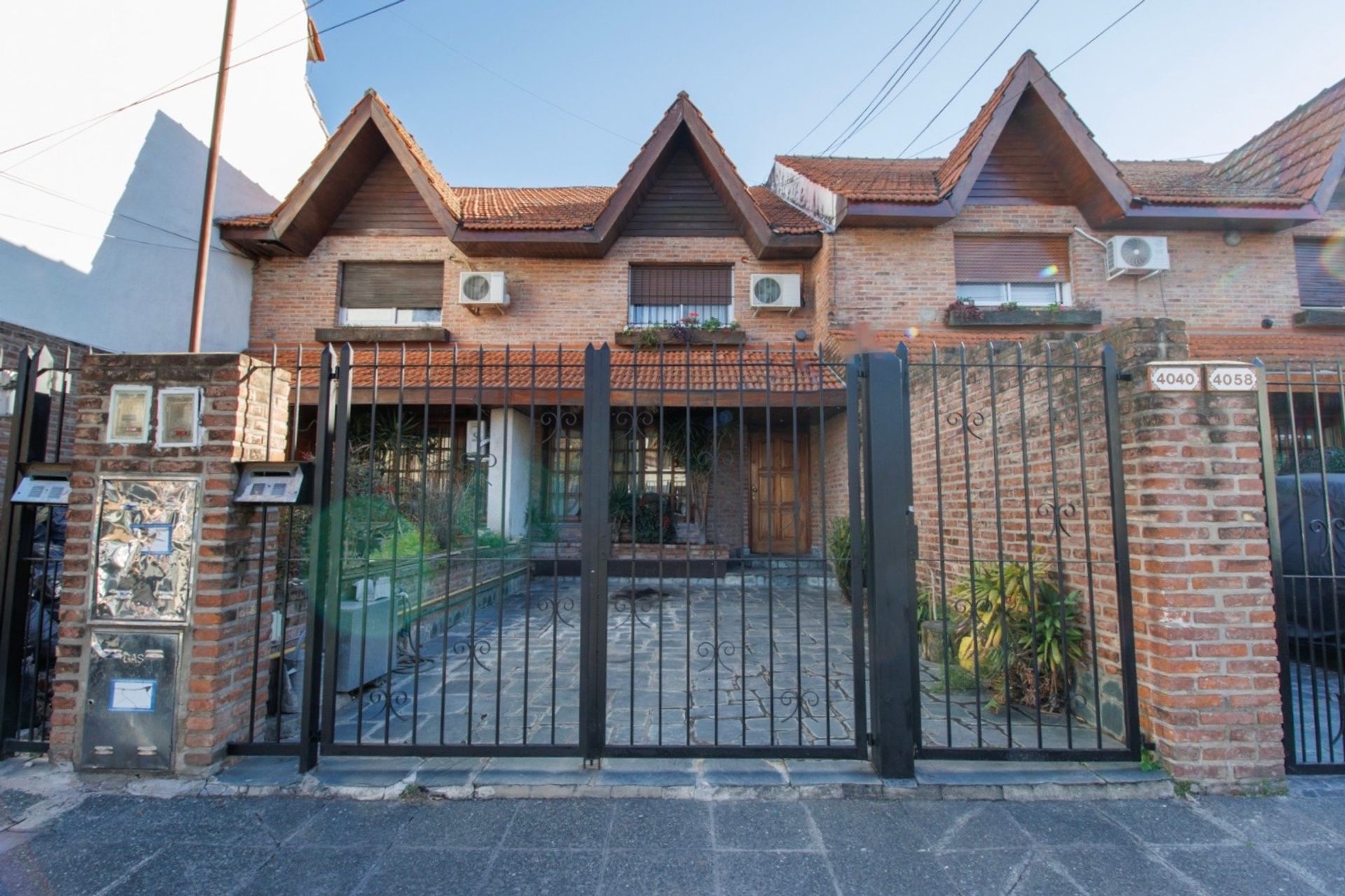 FOR SALE Triplex 5 rooms Olivos Garage