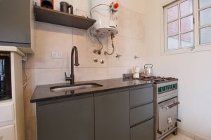 For Sale Ph Front-Facing 3 Rooms with Garage in Florida