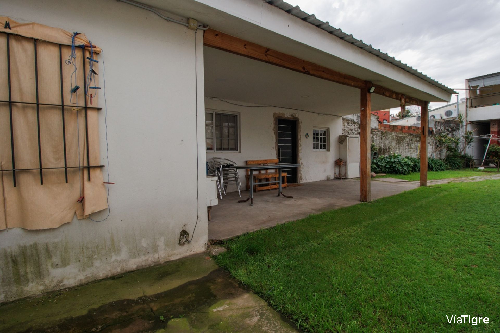 Multifamiliar en Carapachay, 5 unidades, gran lote