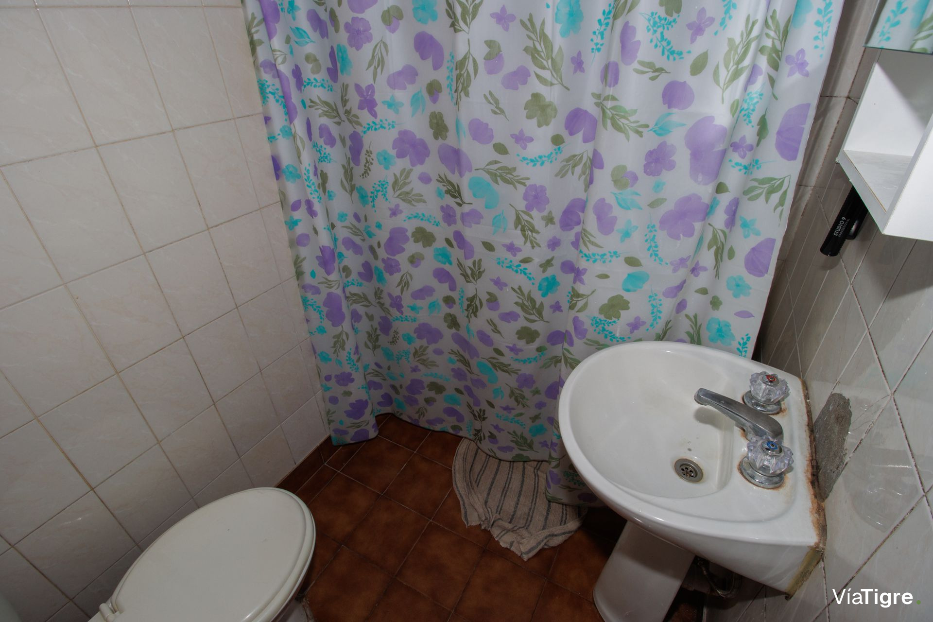 Multifamiliar en Carapachay, 5 unidades, gran lote