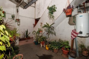 Multifamiliar en Carapachay, 5 unidades, gran lote