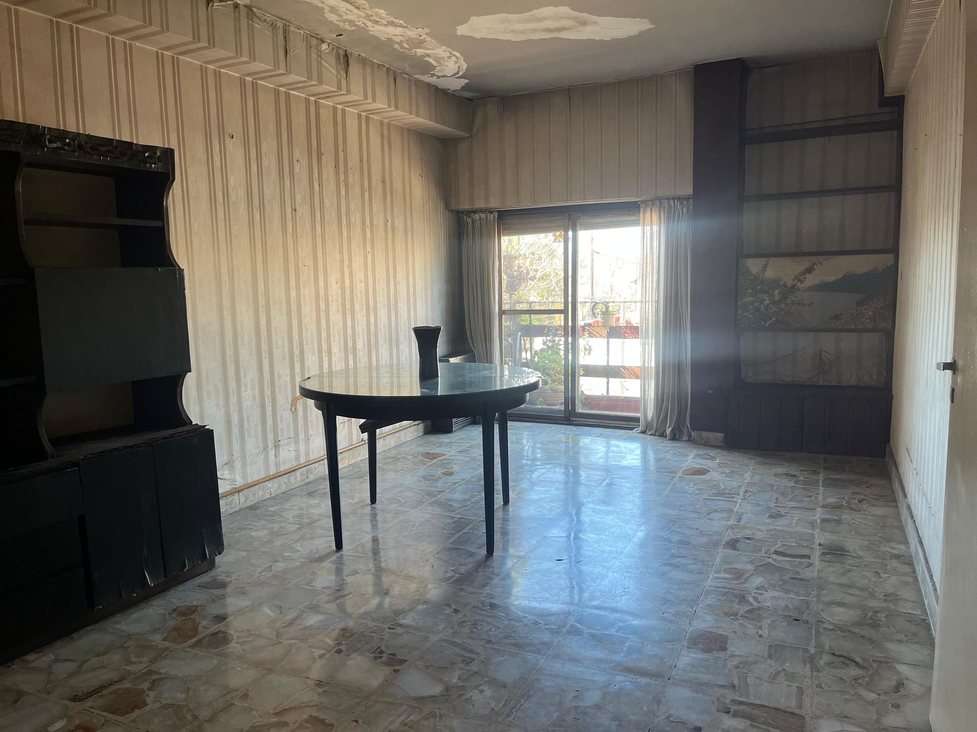 Depto 2amb refaccionar, Ctro comercial V Martelli