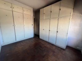 Depto 2amb refaccionar, Ctro comercial V Martelli