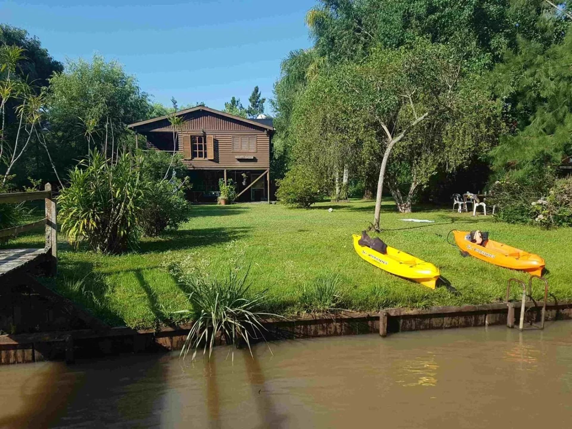 Venta Cuatro Cabañas En Delta Tigre Arroyo Espera