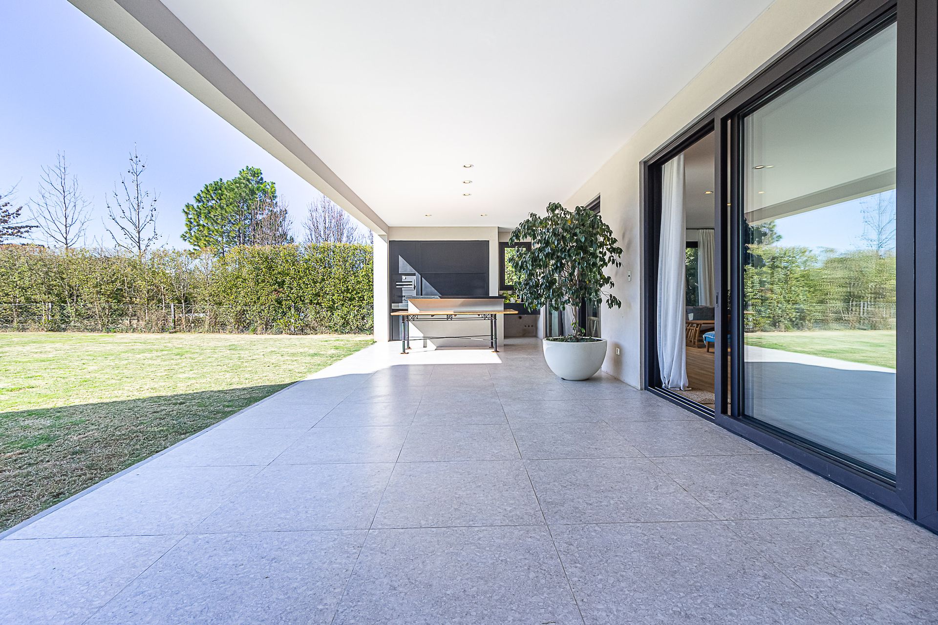 Barrio El Golf, Nordelta: Residencia de lujo.