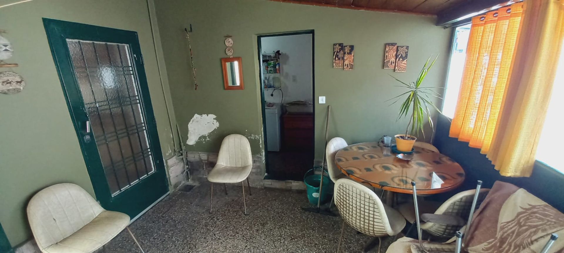 Duplex 3 amb. con Jardin, Pileta, Ecelente estado.