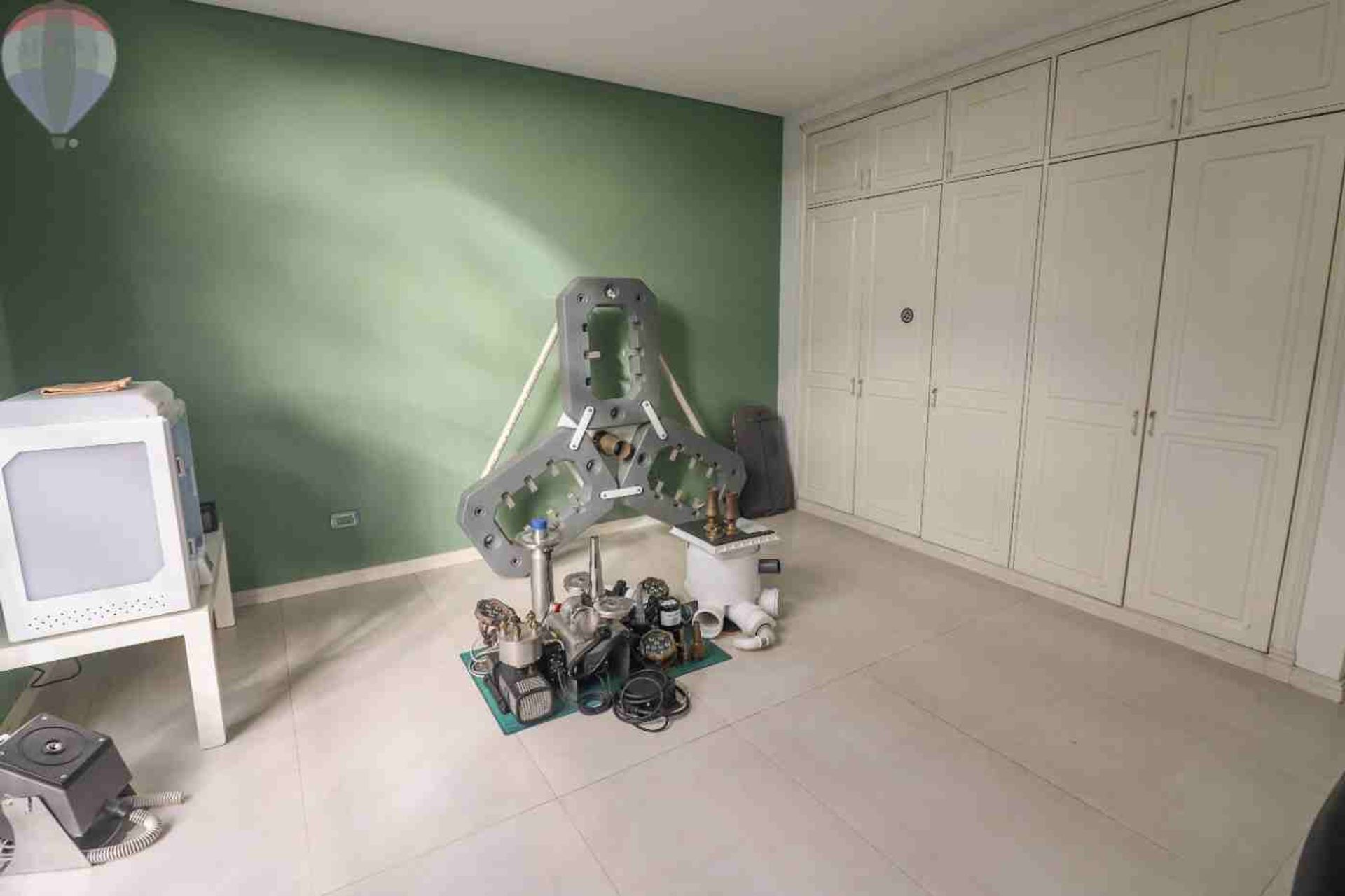 Venta Casa en Martínez 6 ambientes+playroom+escrit