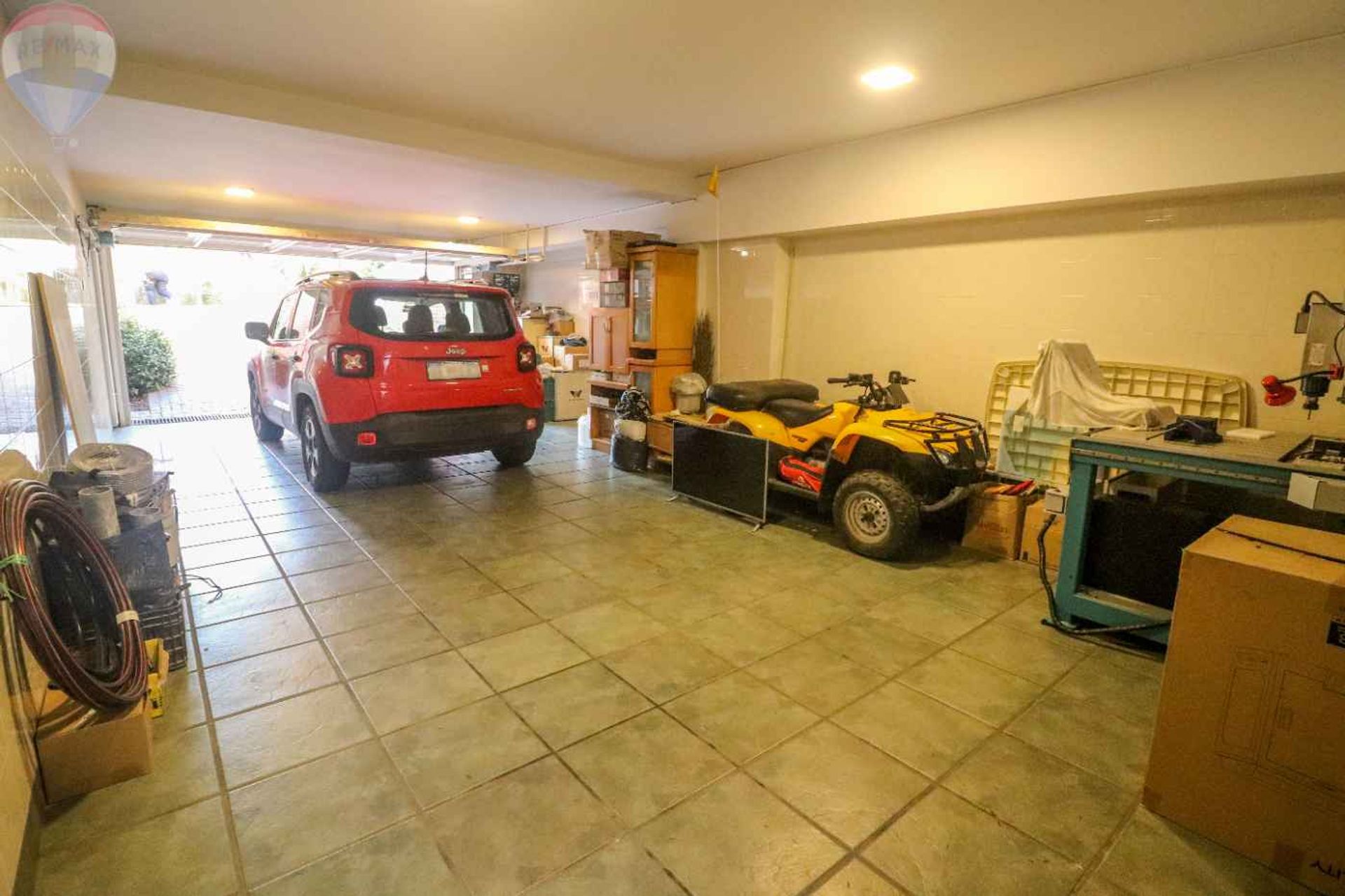 Venta Casa en Martínez 6 ambientes+playroom+escrit