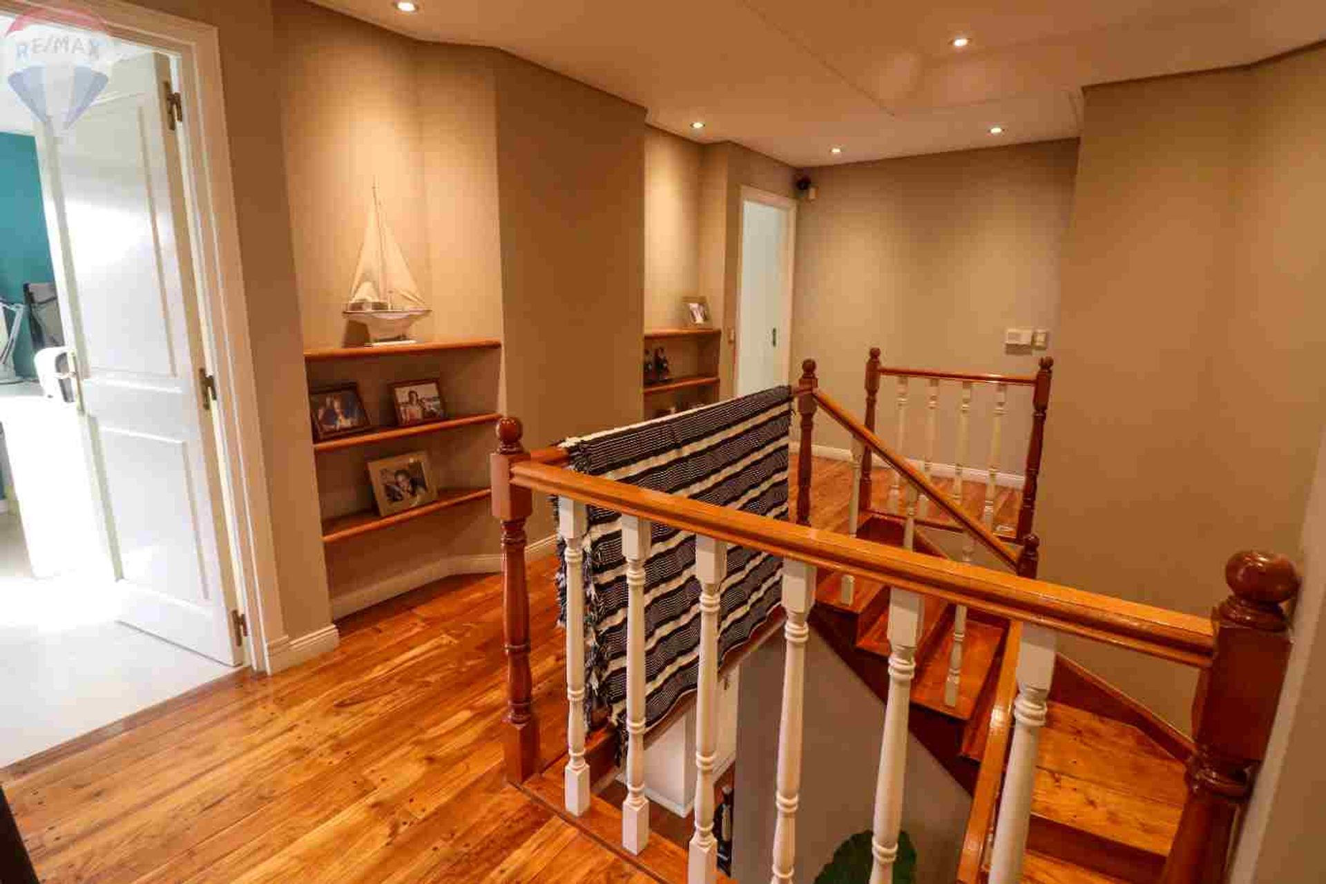 Venta Casa en Martínez 6 ambientes+playroom+escrit