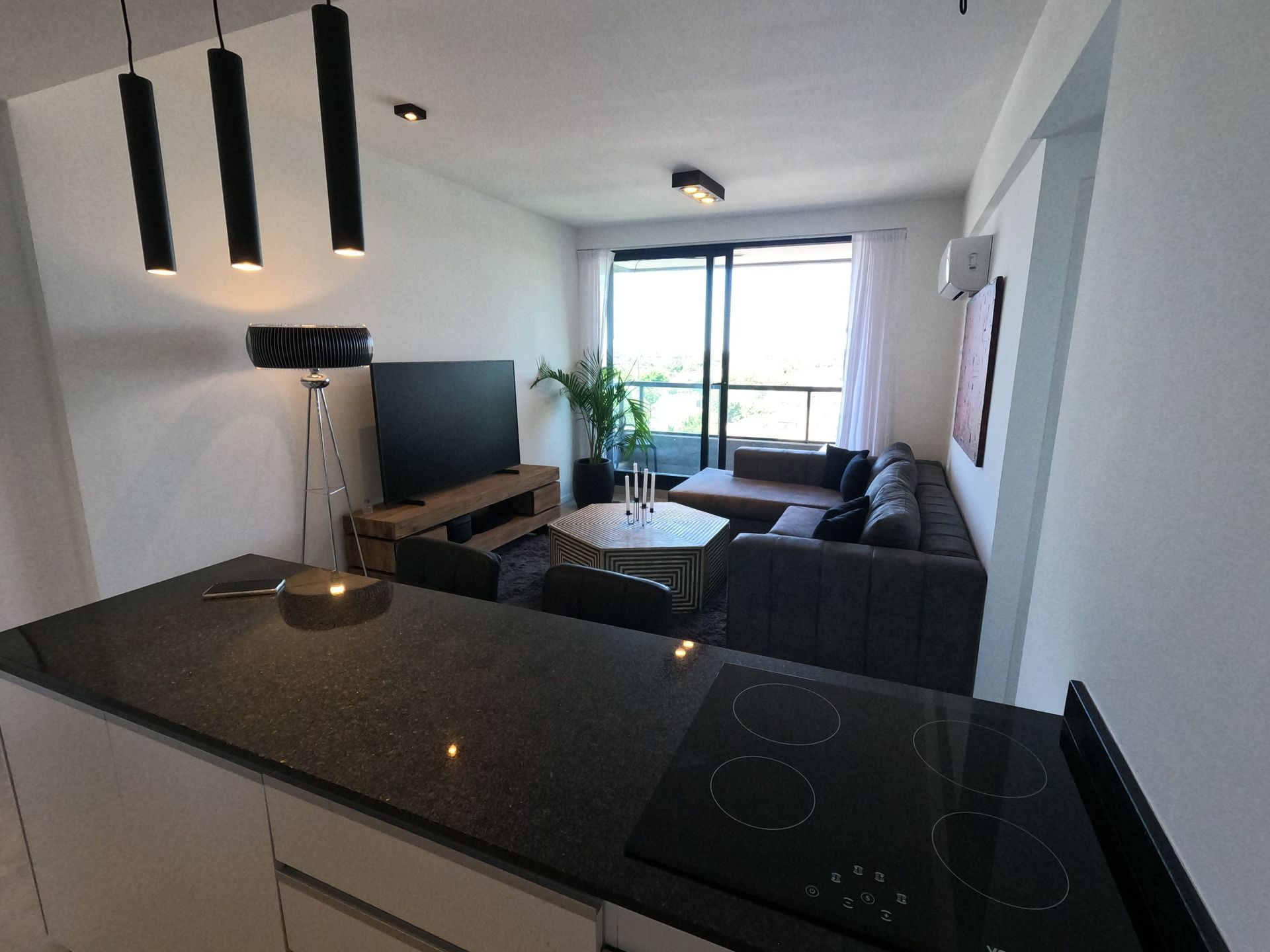 Alquiler con cochera Torre Brickell Tigre