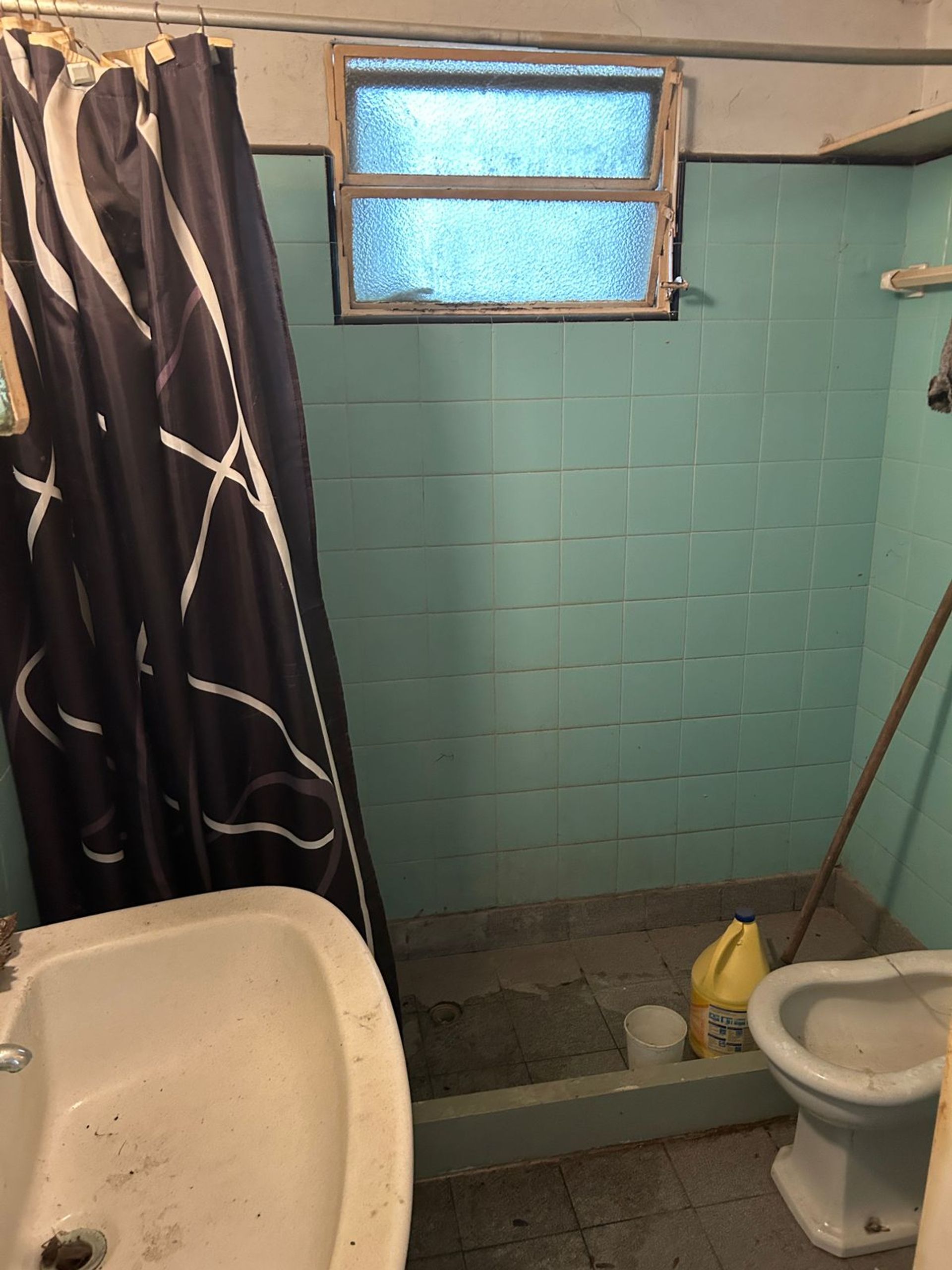 Venta casa 3 ambientes + depto en Beccar