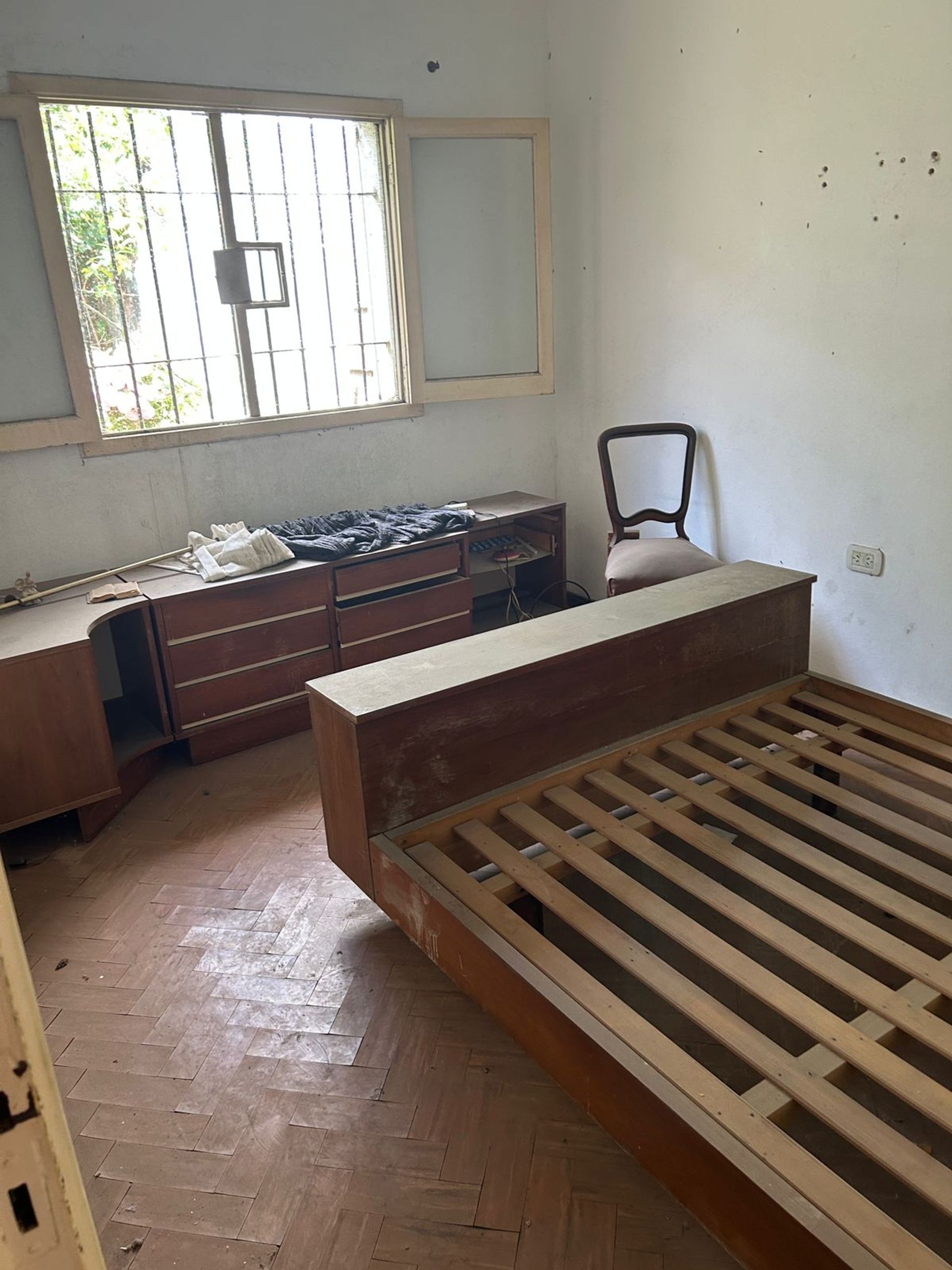 Venta casa 3 ambientes + depto en Beccar