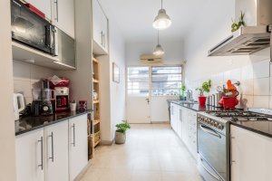 House for Sale: 5 Rooms Olivos – Vicente López