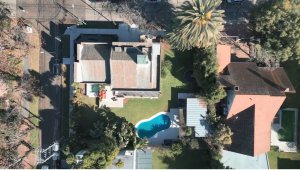 Venta De Casa Con Gran Diseño Y Estilo En Martinez