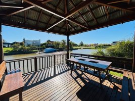 Venta Casa San Marco Al Rio Con Amarra - Permuta
