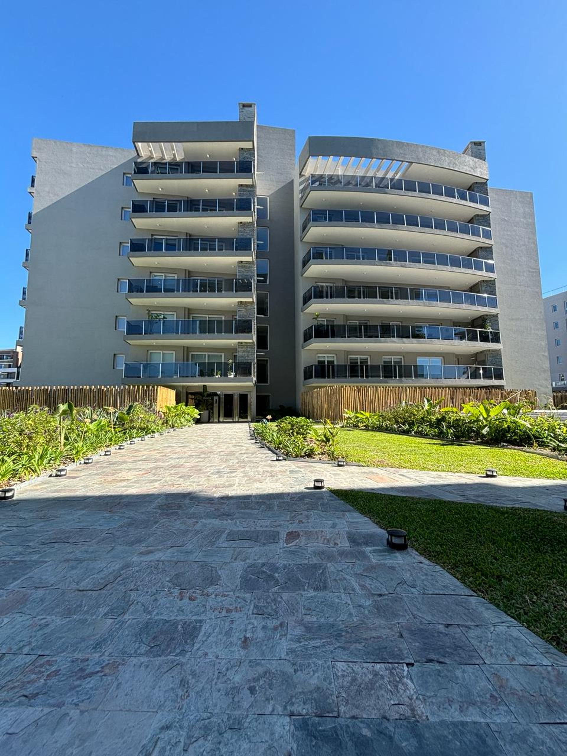 Venta Departamento 2 Ambientes Nordelta Cochera