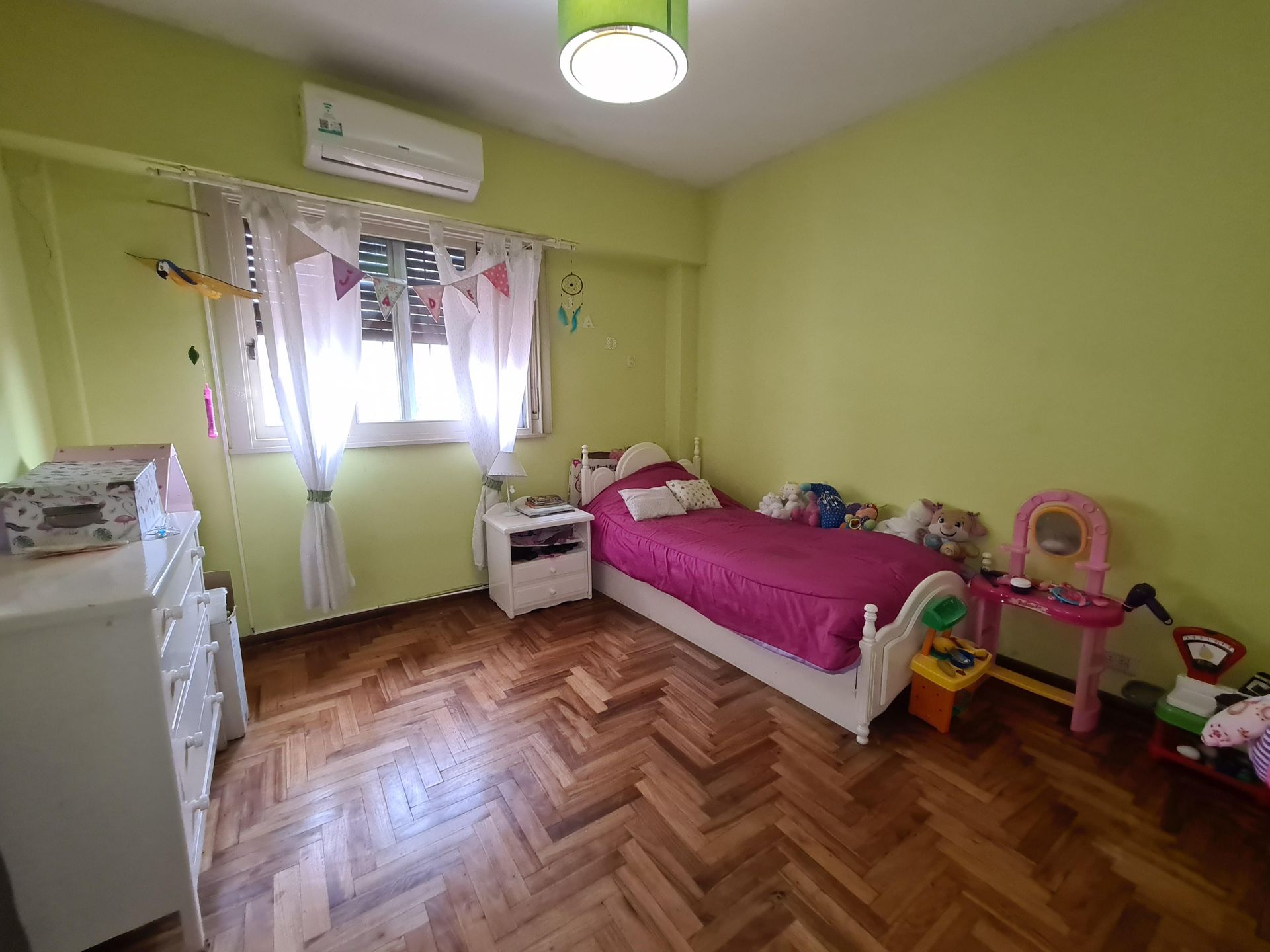 Venta duplex 3 ambientes con jardín Olivos