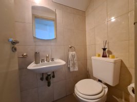 Venta duplex 3 ambientes con jardín Olivos