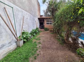 Venta duplex 3 ambientes con jardín Olivos