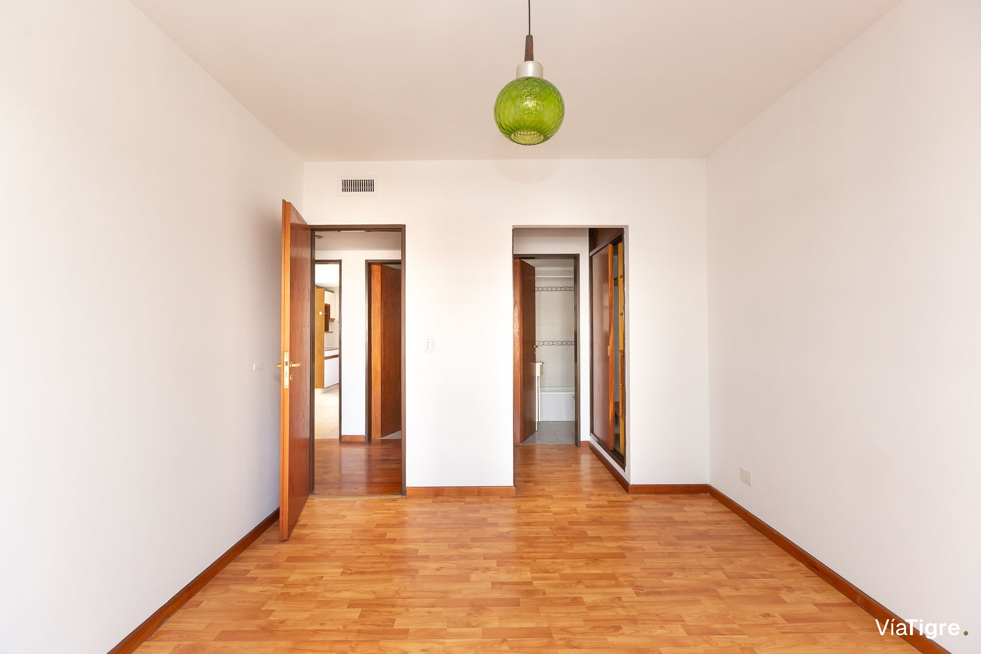 Venta Depto 3 Amb Cochera Baulera En Martinez