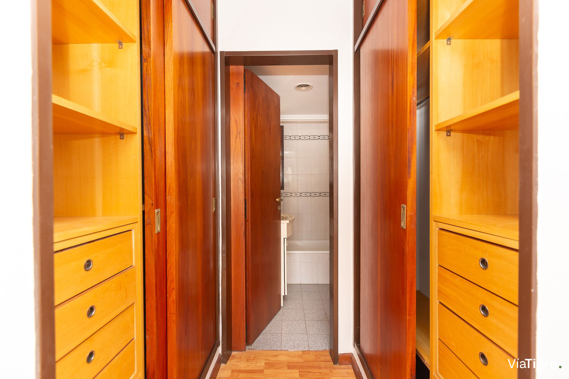Venta Depto 3 Amb Cochera Baulera En Martinez