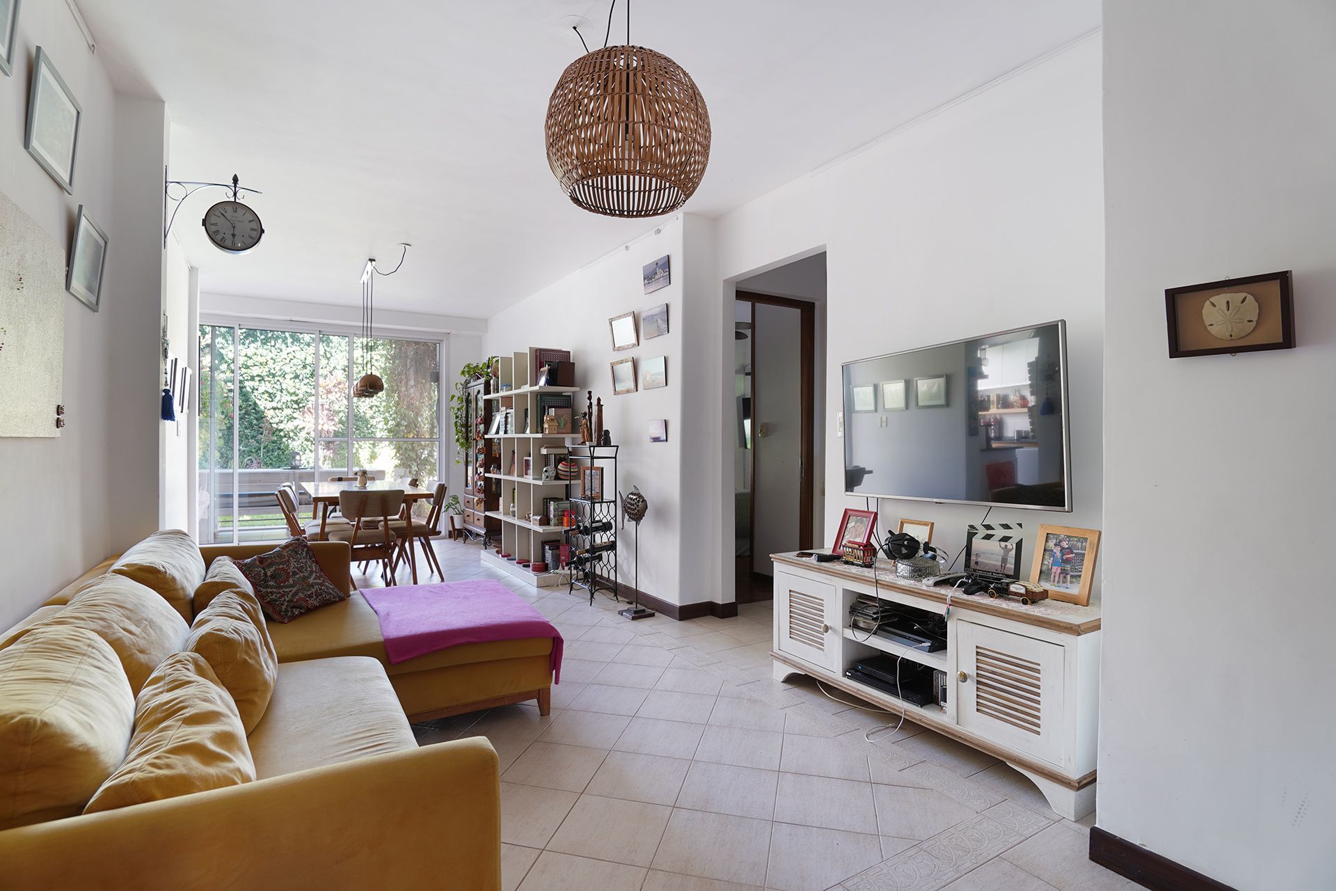 4-room Apartment with Parking for Sale in Olivos