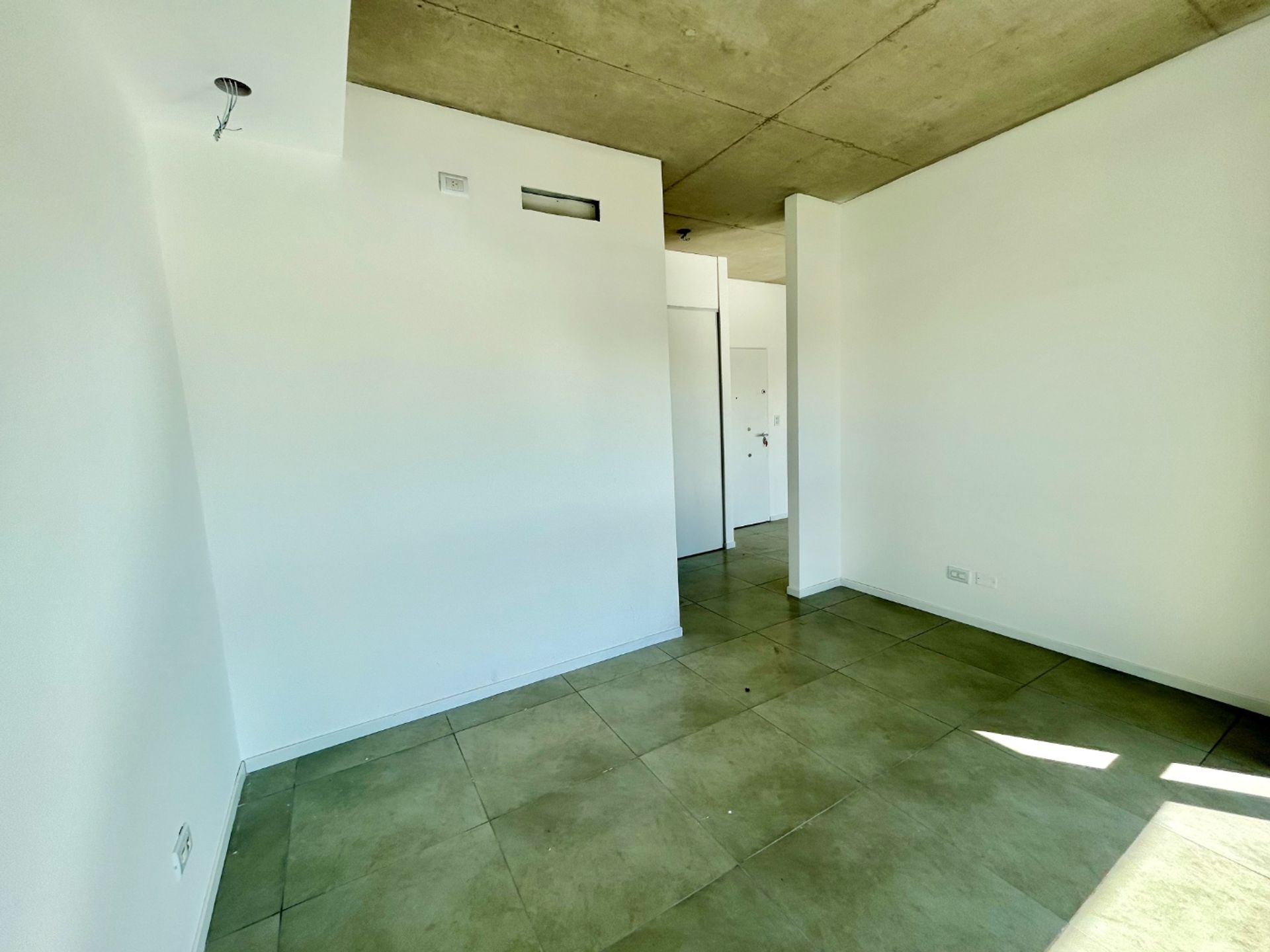 venta/Permuta Dpto 2 ambientes, cochera y baulera