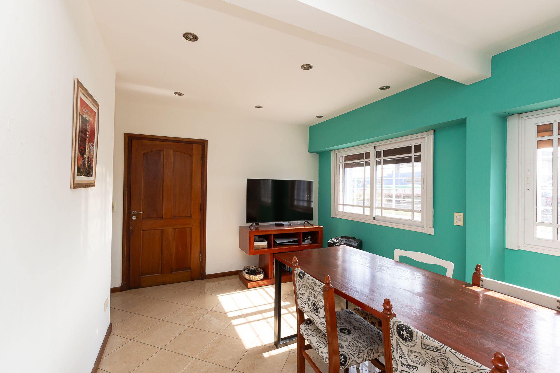CASA MULTIFAMILIAR EN BOULOGNE, SAN ISIDRO Permuta