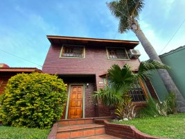 Venta Casa 5 Ambientes Tigre C/ Jardin Y Garage