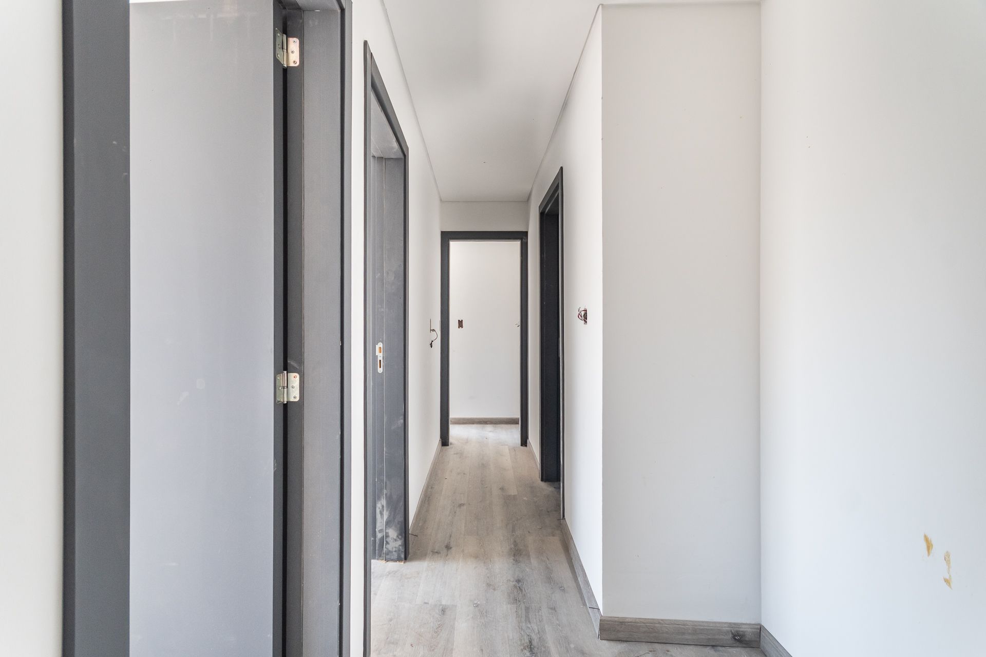 Venta depto. 4 amb. , cochera y jardin. Nordelta