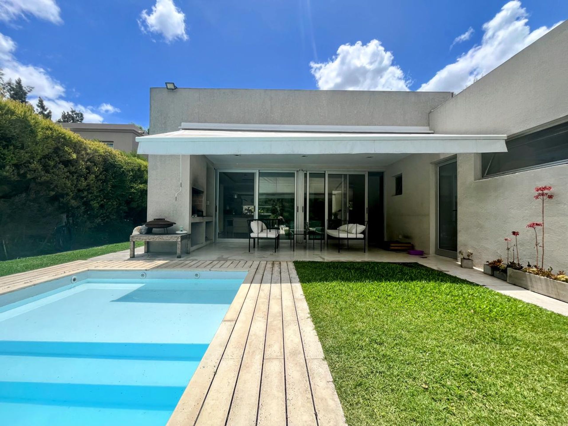 Venta Casa Una Planta, 4 Amb. Barrio La Comarca