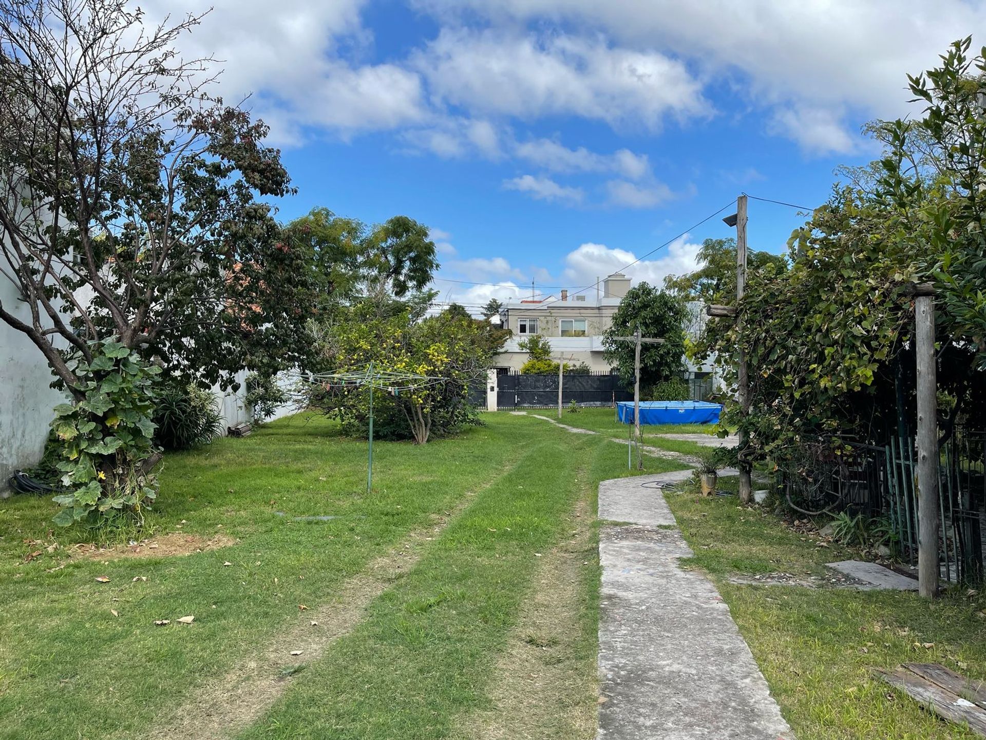 Venta Casa 3 Amb Lote Propio De 850 M2 En Martinez