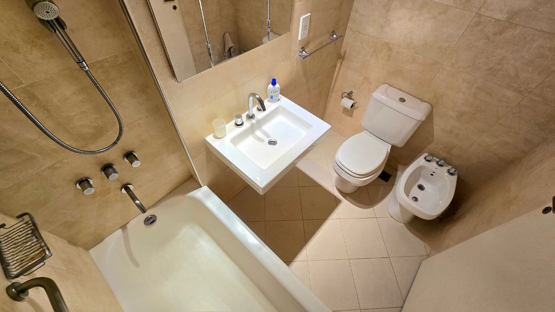 Venta Dpto. 4 Amb En Martinez Con Cochera y Balcón