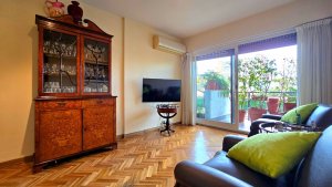 Venta Dpto. 4 amb con Cochera y Balcón en Martinez