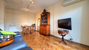 Venta Dpto. 4 amb con Cochera y Balcón en Martinez