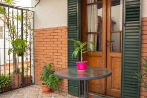 For Sale: 2 Houses, Independent Entrance, 300 m² Lot, Florida