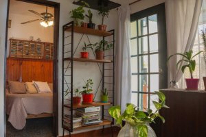 For Sale: 2 Houses, Independent Entrance, 300 m² Lot, Florida