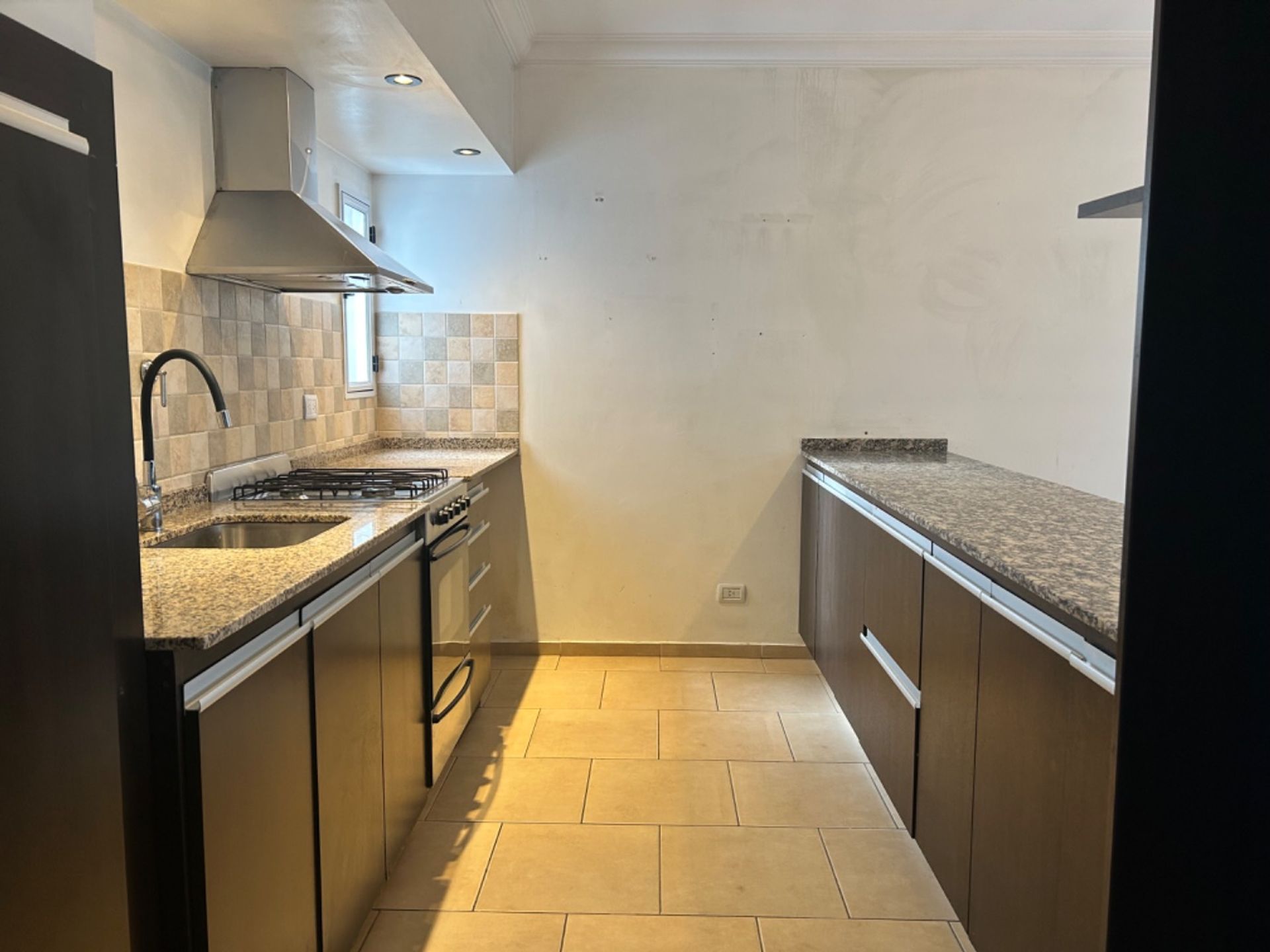 Sale | Apartment 3 Rooms 2 Garages Florida West