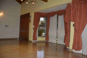 5-room House for Rent in Martinez